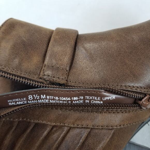 Baretraps Rudelle Ankle Boots Womens 8.5 Brown Faux Leather Zip Buckle Heel NEW - Picture 9 of 10